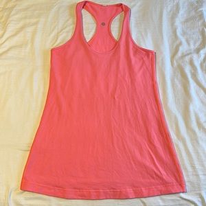 Lululemon coral colored tank top